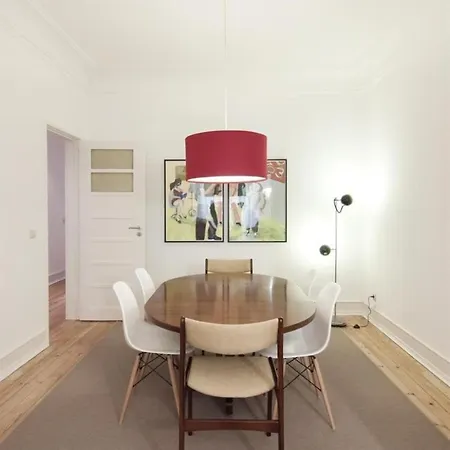 Apartamento Flattered To Be In